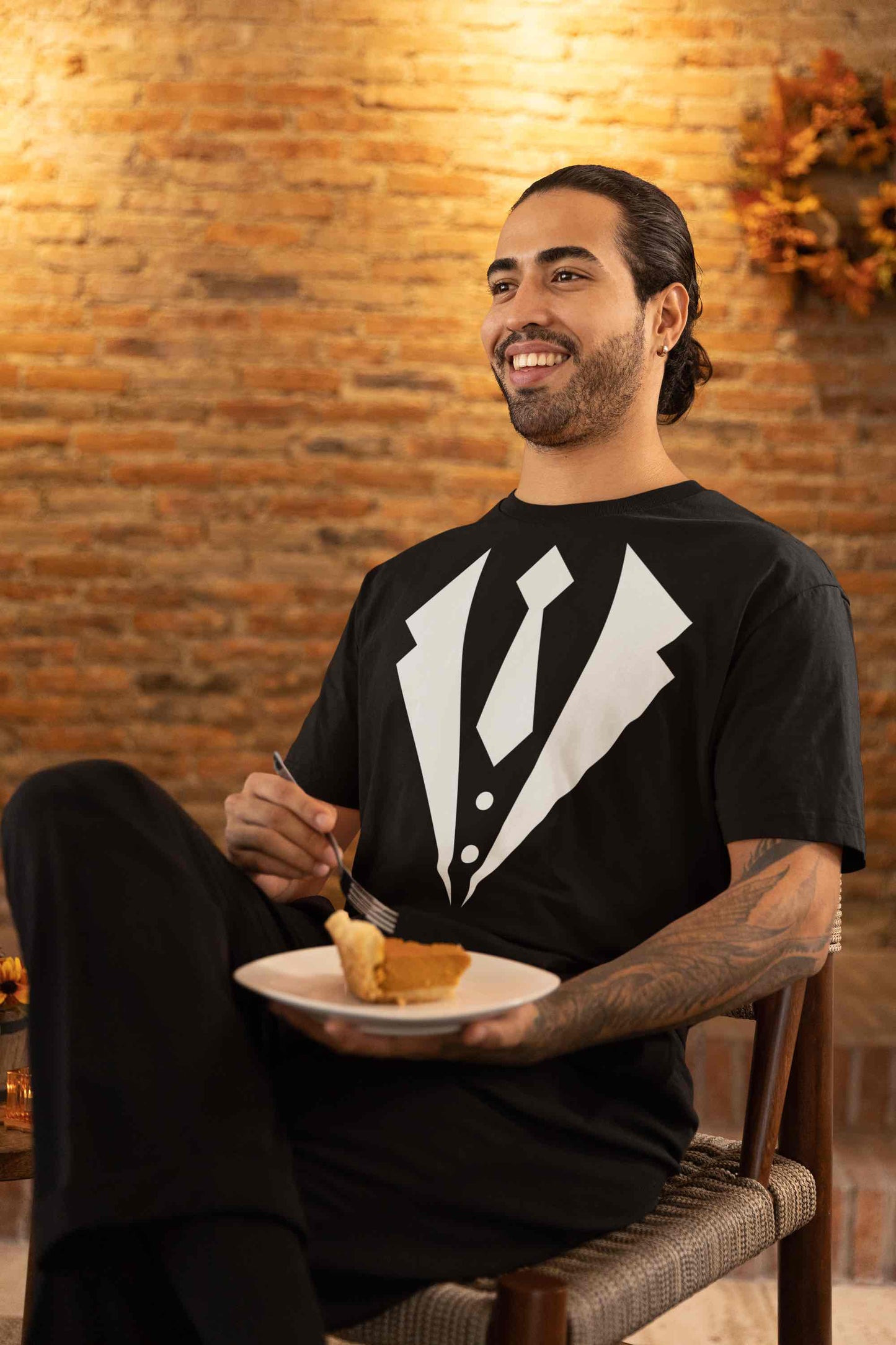 Tuxedo T-Shirt – Classic White Tie Dinner Jacket Illusion
