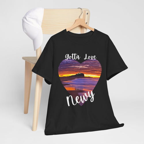 Gotta Love Newy Unisex T-Shirt – Customizable Heart-Shaped Design