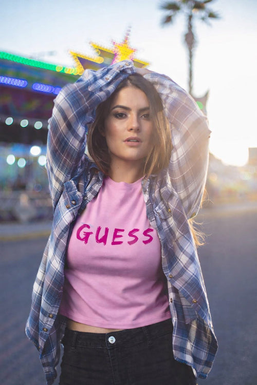 Guess T-Shirt for that brave female | Minimalist Front-Print Graphic Tee ❓✨